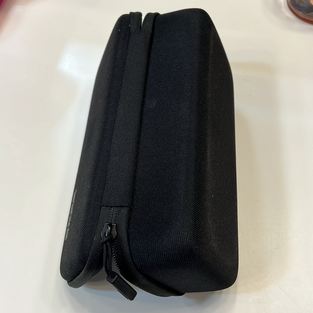 Go Pro Hard Case - Picture 4 of 4